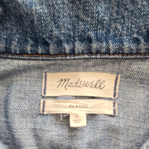 Madewell Classic Jean Jacket | Style MD243 | Used- Excellent Condition - Picture 3 of 11